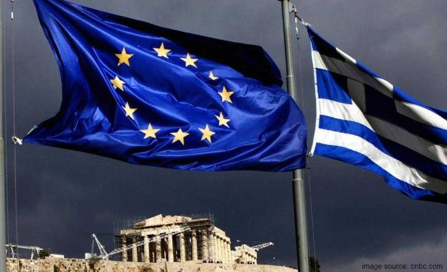 Βασικό σενάριο της Κομισιόν είναι η παραμονή της Ελλάδας στο ευρώ