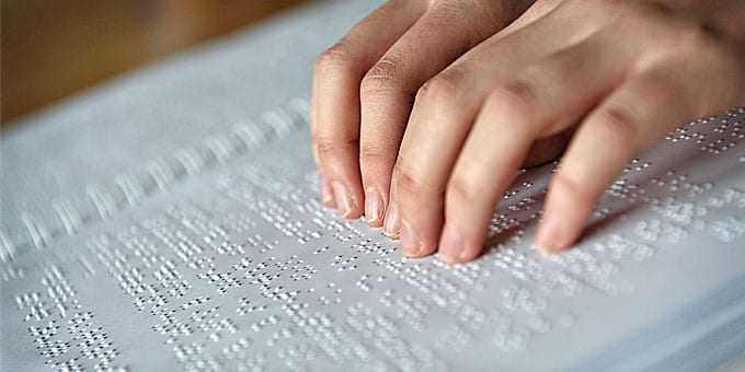 Ζητείται εκπαιδευτικός για τα τμήματα της γραφής Braille