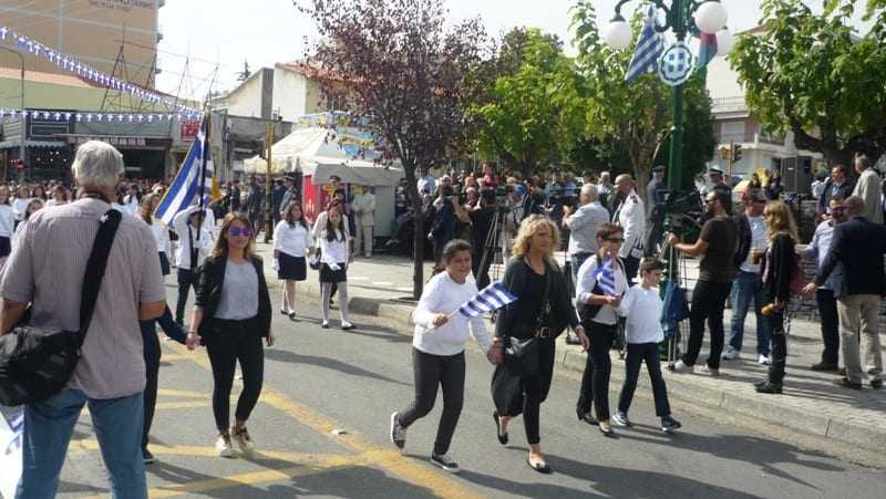 ΦΩΤΟΡΕΠΟΡΤΑΖ: Παρέλαση μαθητών 4ης Οκτωβρίου 2015 Ξάνθη