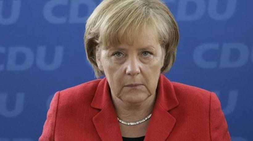 Το 40% των Γερμανών θέλουν την παραίτηση της Μέρκελ εξαιτίας της πολιτικής της στο προσφυγικό