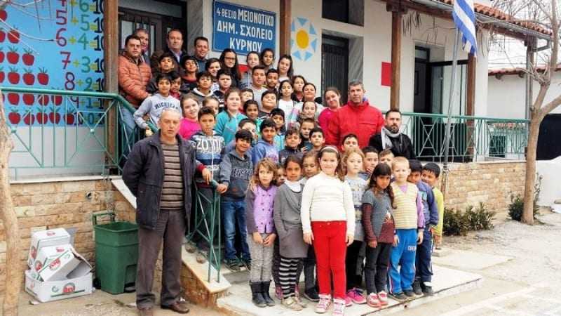 Εθιμοτυπική επίσκεψη του Δημάρχου Τοπείρου στο Μειονοτικό Δημοτικό σχολείο Κύρνου
