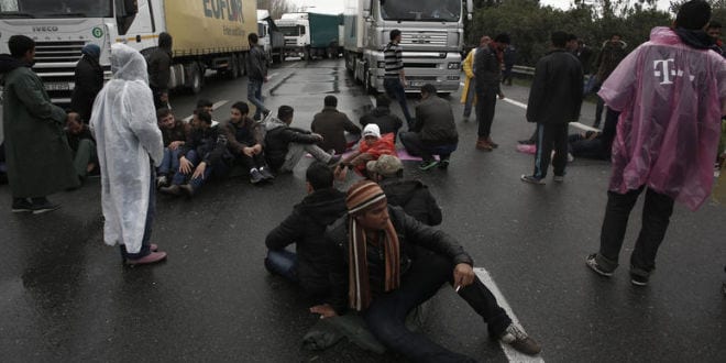 «Εμ κερατάς εμ δαρμένος, όλα τάχω ο καημένος»