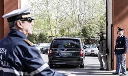 Τον πρέσβη της στο Κάιρο ανακαλεί η Ιταλία για τη δολοφονία του φοιτητή