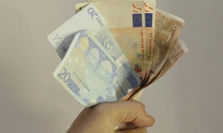 Η Γερμανία εμμένει στο στόχο ότι η Αθήνα θα έχει έσοδα 50 δισ. ευρώ από αποκρατικοποιήσεις