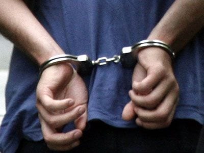 Συνελήφθη Λιμενικός που υπηρετεί στην Σαμοθράκη για κατοχή ναρκωτικών