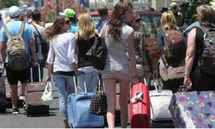 Ο ΣΕΤΕ αναμένει ρεκόρ αφίξεων τουριστών το 2016, δηλώνει ο Ανδρέας Ανδρεάδης