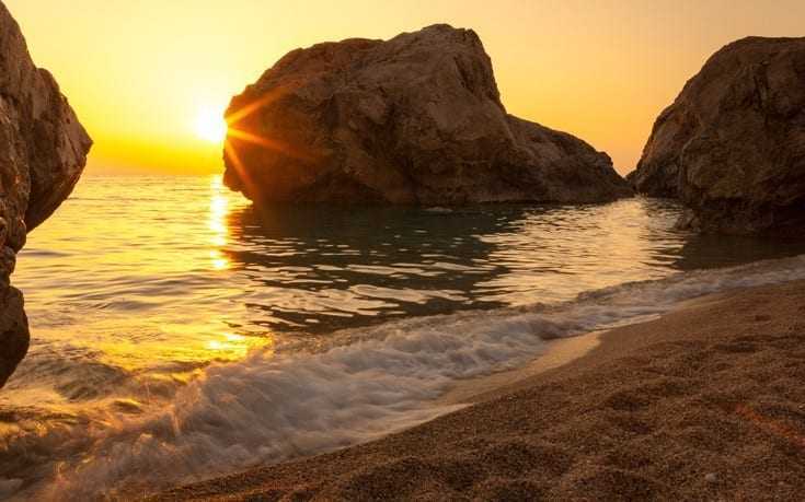 Ηλιοβασιλέματα στις όμορφες γωνιές της Ελλάδας!