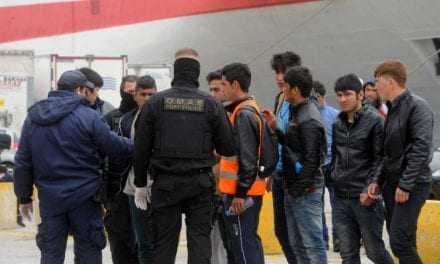 Κοινή Ευρωπαϊκή επιχείρηση επιστροφής παράτυπων μεταναστών στο Πακιστάν.