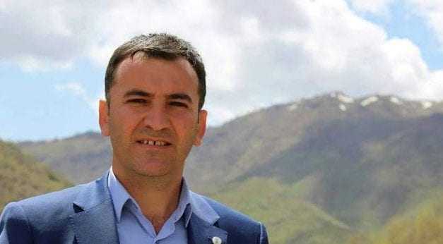 Κούρδος ήρωας λέει αλήθειες μέσα στο Τουρκικό Κοινοβούλιο κάτω από απειλές για την ίδια του την ζωή
