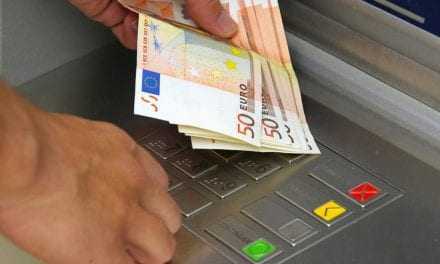Κυρίαρχη η χρήση μετρητών στην Ελλάδα