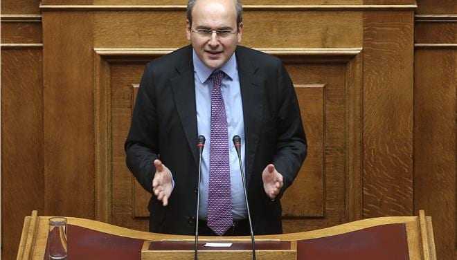 Η κυβέρνηση πάσχει από πολιτικό βέρτιγκο – συνέντευξη στην εφημερίδα ΑΞΙΑ
