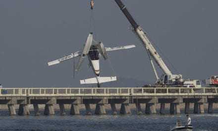 Πέντε νεκροί από συντριβή υδροπλάνου σε γέφυρα της Σανγκάης