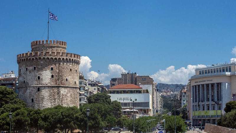 Εισβολή αντιεξουσιαστών στην Μητρόπολη Θεσσαλονίκης, την ώρα της Λειτουργίας