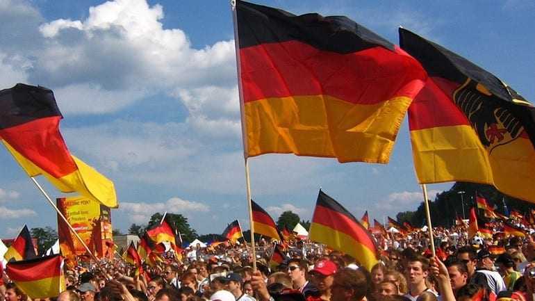 Έρευνα: Οι Γερμανοί, αν και τα έχουν όλα, φοβούνται…