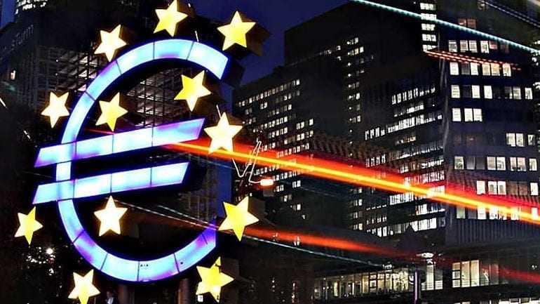 EKT: Μειώνει κατά 4,4 δισ. ευρώ τον ELA για τις ελληνικές τράπεζες