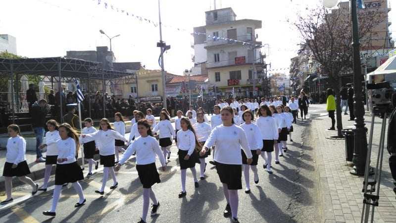 ΦΩΤΟΡΕΠΟΡΤΑΖ: ΠΑΡΕΛΑΣΗ ΜΑΘΗΤΩΝ ΔΗΜΟΤΙΚΩΝ, ΓΥΜΝΑΣΙΩΝ, ΛΥΚΕΙΩΝ ΤΗΣ ΞΑΝΘΗΣ 28η ΟΚΤΩΒΡΙΟΥ 2016