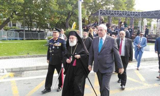 Τέρενς Κουικ: «Γίνονται διπλωματικές προσπάθειες  για την ταφή των ηρώων της Β. Ηπείρου αλλά…».