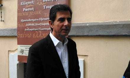 ΒΙΝΤΕΟ: Ανασχηματισμός: Ο Τσίπρας ανακυκλώνει την ανικανότητα του