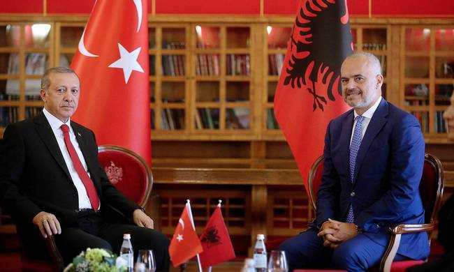 Αλβανία – Τουρκία: Βίοι παράλληλοι