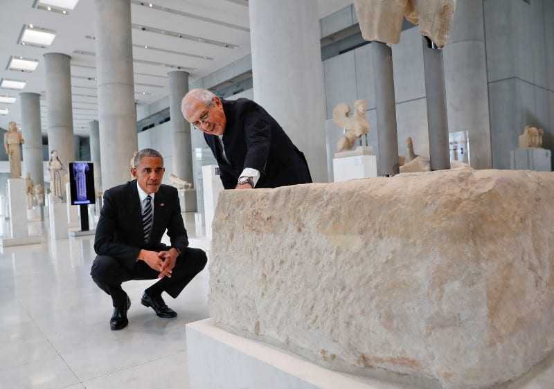 Ο Πρόεδρος Ομπάμα στο Μουσείο της Ακρόπολης: Θα επιστρέψω μετά τη λήξη της θητείας μου