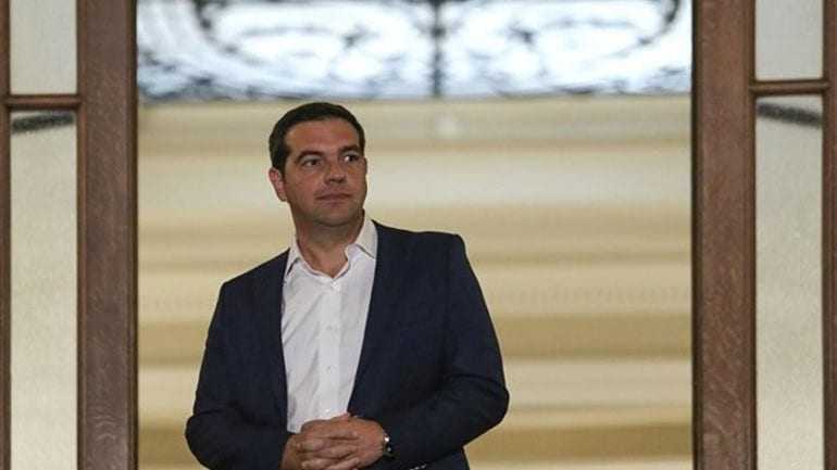 Στο Άμπου Ντάμπι ο Τσίπρας – Πιθανή συνάντηση με Μέρκελ και Ολάντ