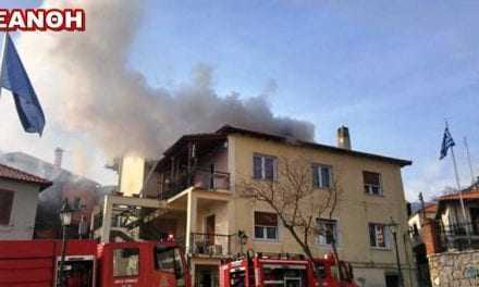 Πυρκαγιά σε διώροφο σπίτι στην πλατεία Μητροπόλεως, Ξάνθη
