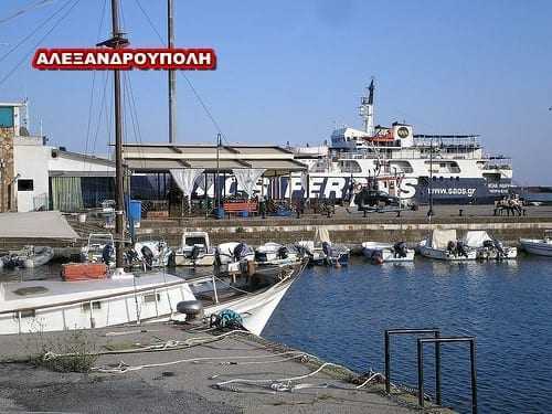 Χωρίς στέγαση και τουαλέτες οι ταξιδιώτες στα λιμάνια Αλεξανδρούπολης και Σαμοθράκης
