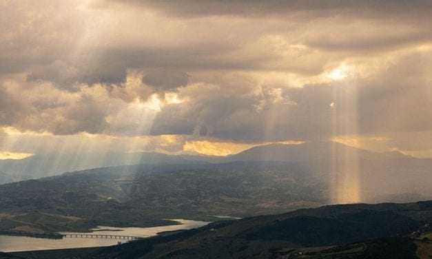 Απάνθρωπη θρησκεία και καταραμένη πόλη από τον Ν. Λυγερό