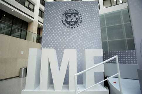 ΔΝΤ: Εξαιρετικά μη βιώσιμο το χρέος, ζητά μείωση συντάξεων – αφορολόγητου