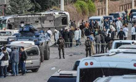 Τουρκία: Ισχυρή έκρηξη σε γραμμή τρένου στo Ντιγιάρμπακιρ