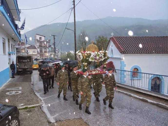 Περιφορά Επιταφίου & Ανάσταση στον Ι.Ν. Αγ. Γεωργίου ΕΧΙΝΟΥ