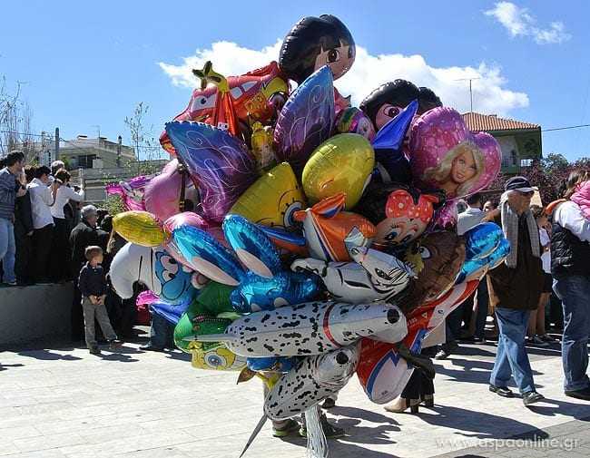 Πουλούσε μπαλόνια χωρίς άδεια. Αυτή πτώχευσε την χώρα