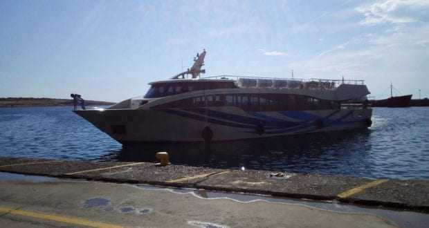 Το ταχύπλοο σκάφος «ΣΑΜΟΘΡΑΚΗ 1» της εταιρίας C.S.FERRIES έδεσε στο λιμάνι της Καμαριώτισσας