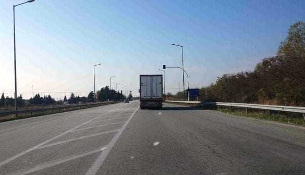 Και άλλη πρωτιά του ΣΥΡΙΖΑ. Δεν γνωρίζει πόσα ξένα φορτηγά έρχονται στην Χώρα μας.