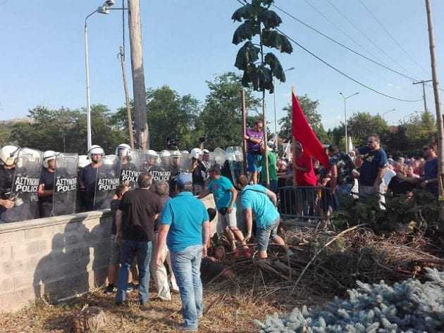 ΠΑΣΟ/Μία εκδήλωση παρουσία των ΜΑΤ ο Τσίπρας την βάφτισε ανάπτυξη