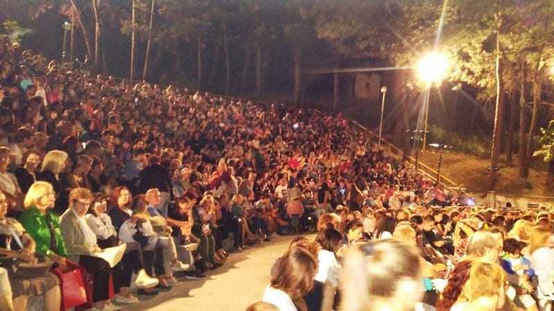 ΦΩΤΟΡΕΠΟΡΤΑΖ: Μπαμπά μην ξαναπεθάνεις … Παρασκευή