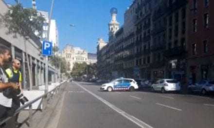 Δυο νεκροί και 25 τραυματίες στη Βαρκελώνη