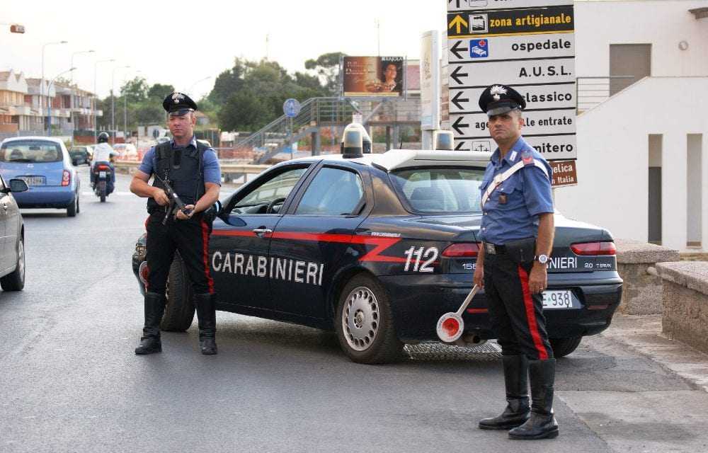 Της έκοψε τα πόδια με τσεκούρι και τα πέταξε στον κάδο απορριμάτων. Οι άνθρωποι τρελάθηκαν