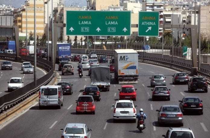 «Κόλαση» τα τέλη κυκλοφορίας το 2018! Τι μας περιμένει; Ποιοι θα πληρώσουν; Αναλυτικά παραδείγματα.