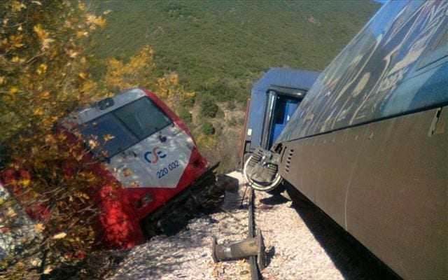 Το ένα μετά το άλλο, τα τραίνα βγαίνουν απ τις γραμμές. Νέος εκτροχιασμός τραίνου στον Δομοκό