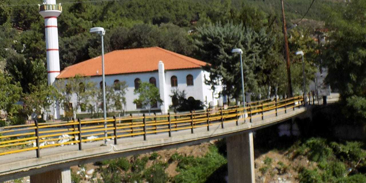 Ο Δήμος Ξάνθης μετέφερε τον κίνδυνο από την πεζογέφυρα στην γέφυρα