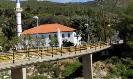 Ο Δήμος Ξάνθης μετέφερε τον κίνδυνο από την πεζογέφυρα στην γέφυρα