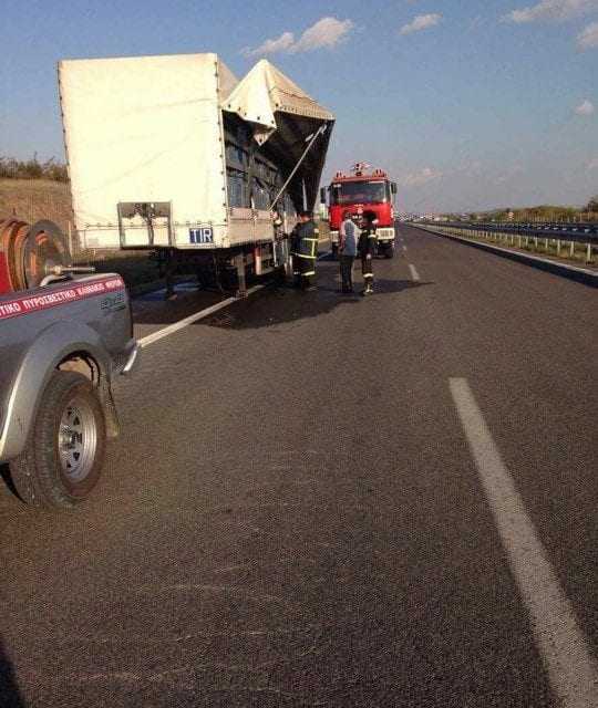 Φωτιά σε νταλίκα στην Εγνατία οδό