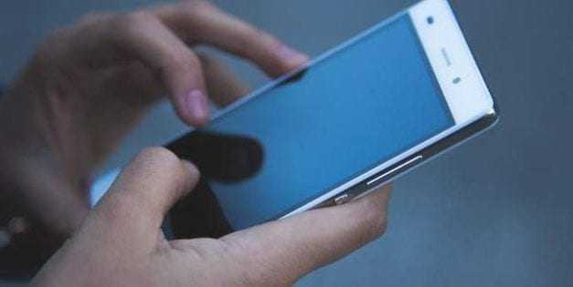 Προσοχή σε εισερχόμενες κλήσεις και sms με αριθμούς από το εξωτερικό -Τηλεφωνούν από Μαλδίβες και Βοσνία