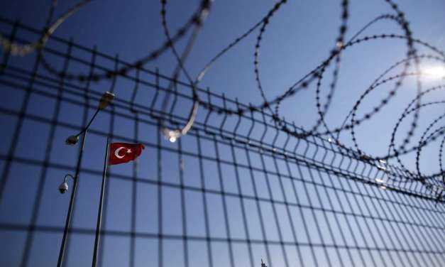 Πολιτικό άσυλο στην Ελλάδα ζητούν 32 Τούρκοι πολίτες