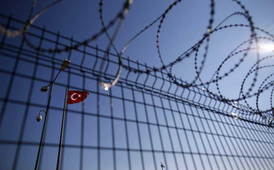 Πολιτικό άσυλο στην Ελλάδα ζητούν 32 Τούρκοι πολίτες
