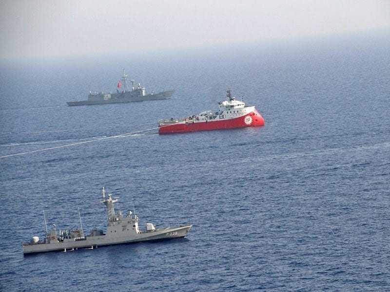 Κουμουτσάκος: Η πολιτική της Τουρκίας κινείται εκτός πλαισίου σεβασμού του Διεθνούς Δικαίου