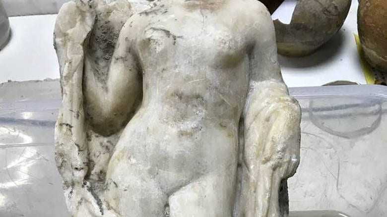 Η ακέφαλη Αφροδίτη: Ανακαλύφθηκε άγαλμα της θεάς στο μετρό της Θεσσαλονίκης
