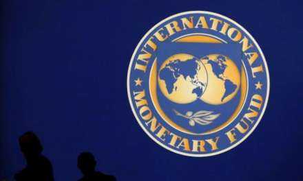 Μαχαιριά από το ΔΝΤ – Πιο κοντά πλέον οι μειώσεις σε συντάξεις και αφορολόγητο