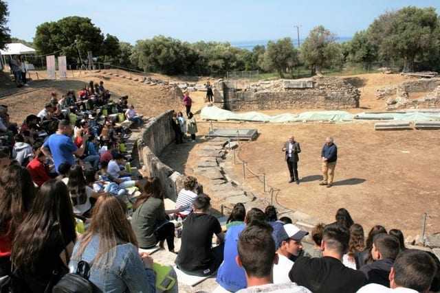 Μαθητές της Ροδόπης γνώρισαν το αρχαίο θέατρο Μαρώνειας στο πλαίσιο της πανευρωπαϊκής καμπάνιας «Europe in My Region 2018»